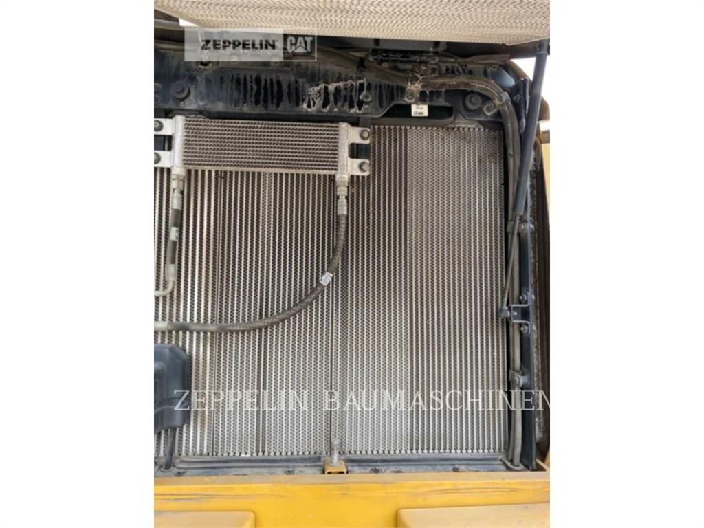 CAT 938M Incarcator pe pneuri