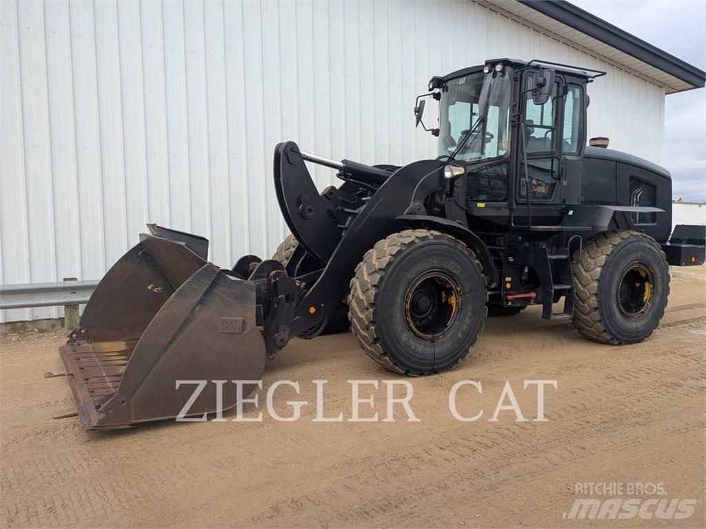 CAT 938M Incarcator pe pneuri