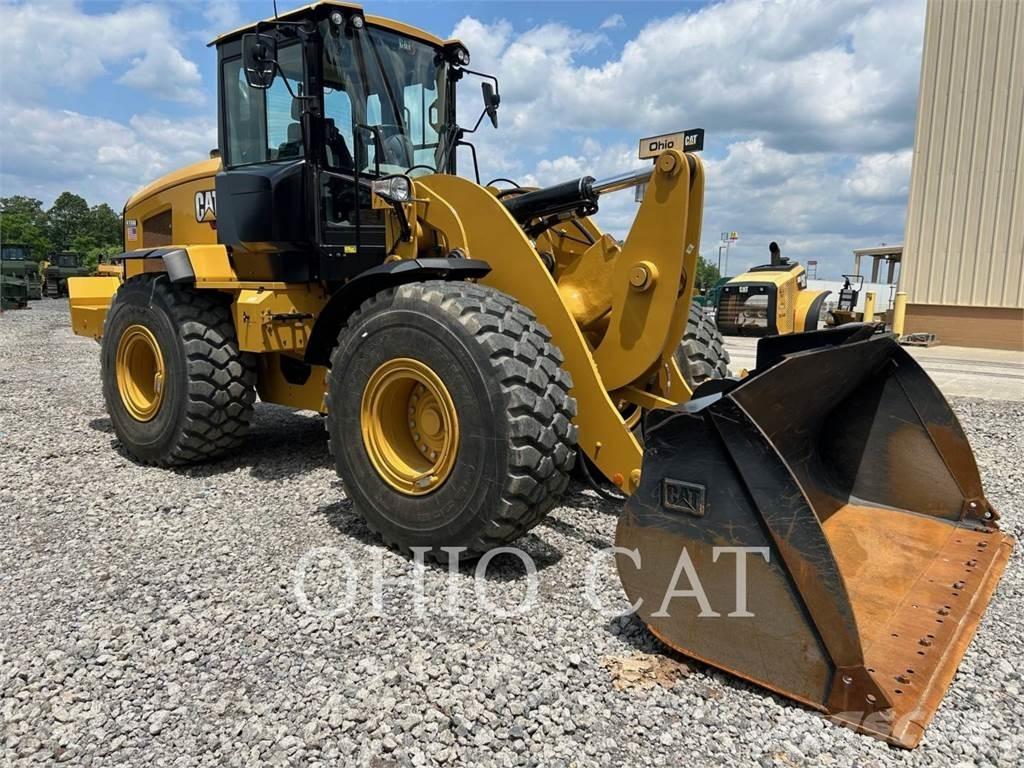 CAT 938M Incarcator pe pneuri