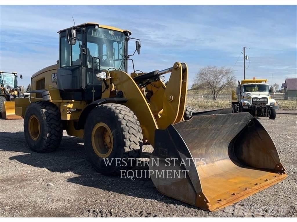 CAT 938M Incarcator pe pneuri