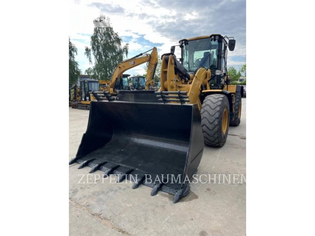 CAT 938M Incarcator pe pneuri