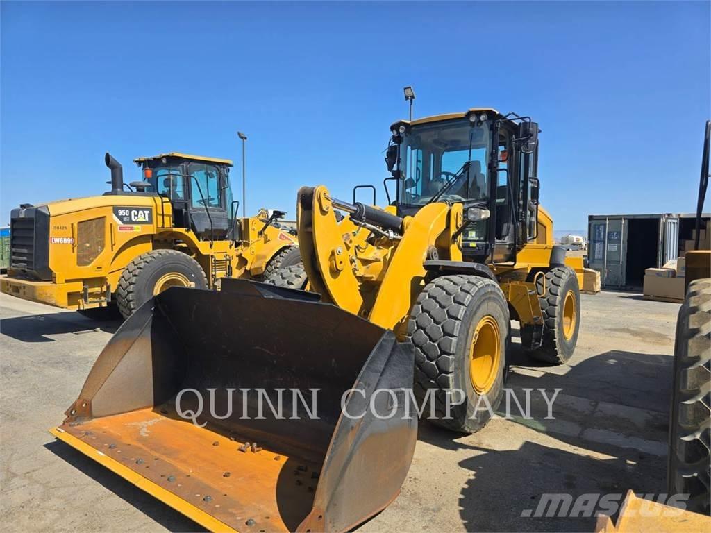 CAT 938M Incarcator pe pneuri