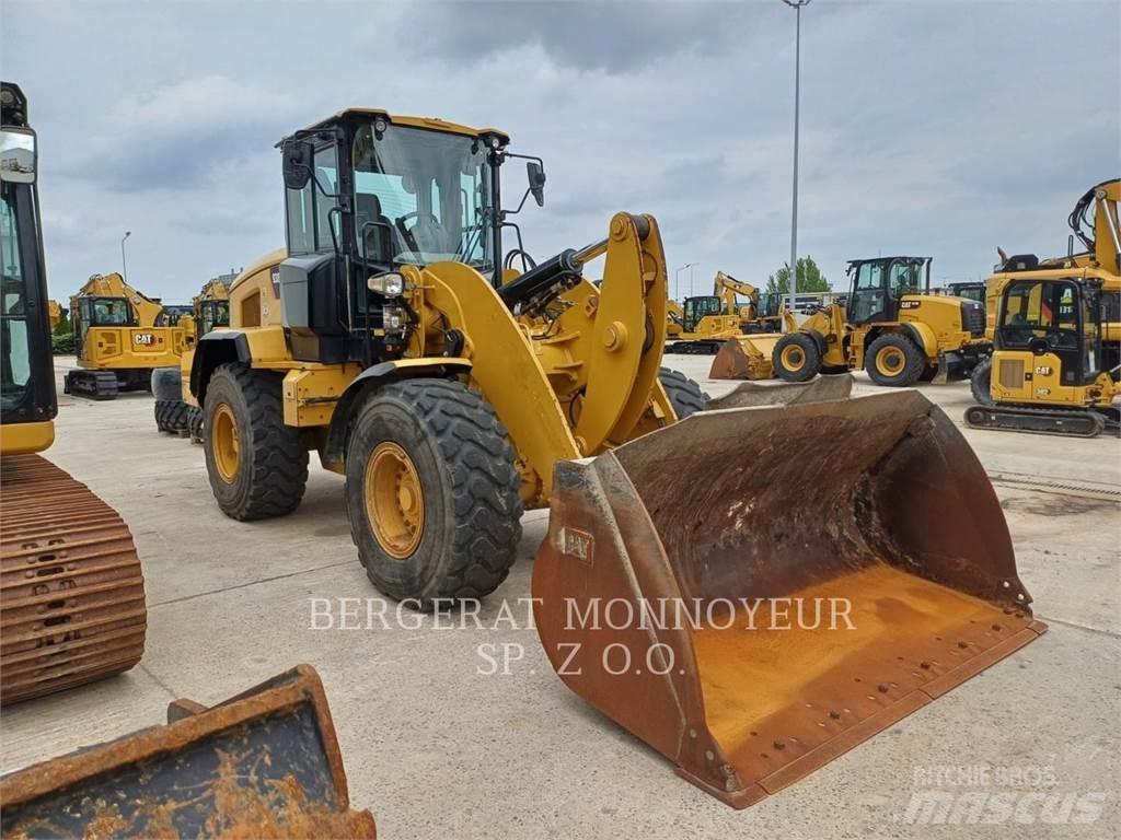CAT 938M Incarcator pe pneuri
