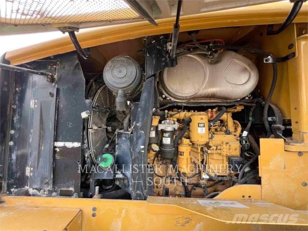 CAT 938M Incarcator pe pneuri