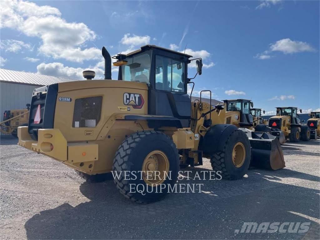 CAT 938M Incarcator pe pneuri