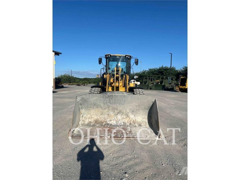CAT 938M Incarcator pe pneuri