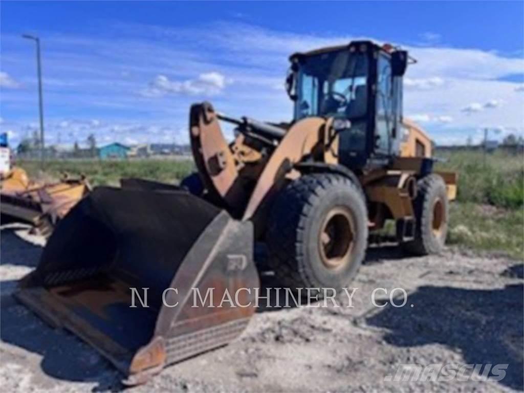 CAT 938M Incarcator pe pneuri