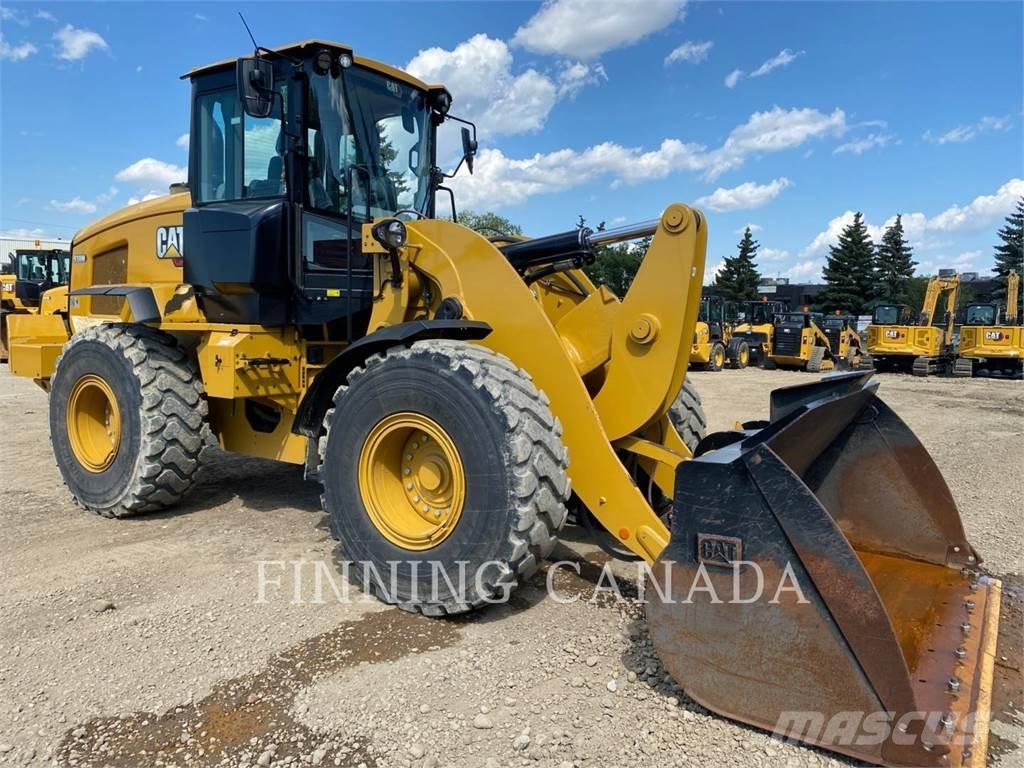 CAT 938M Incarcator pe pneuri