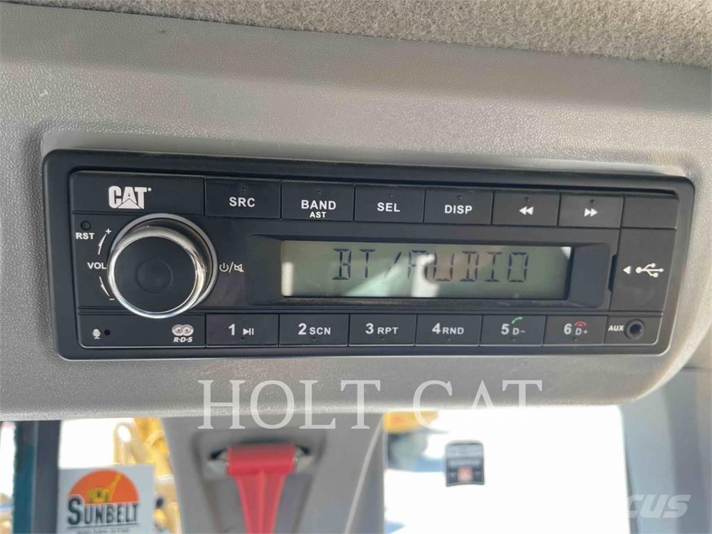 CAT 938M Incarcator pe pneuri
