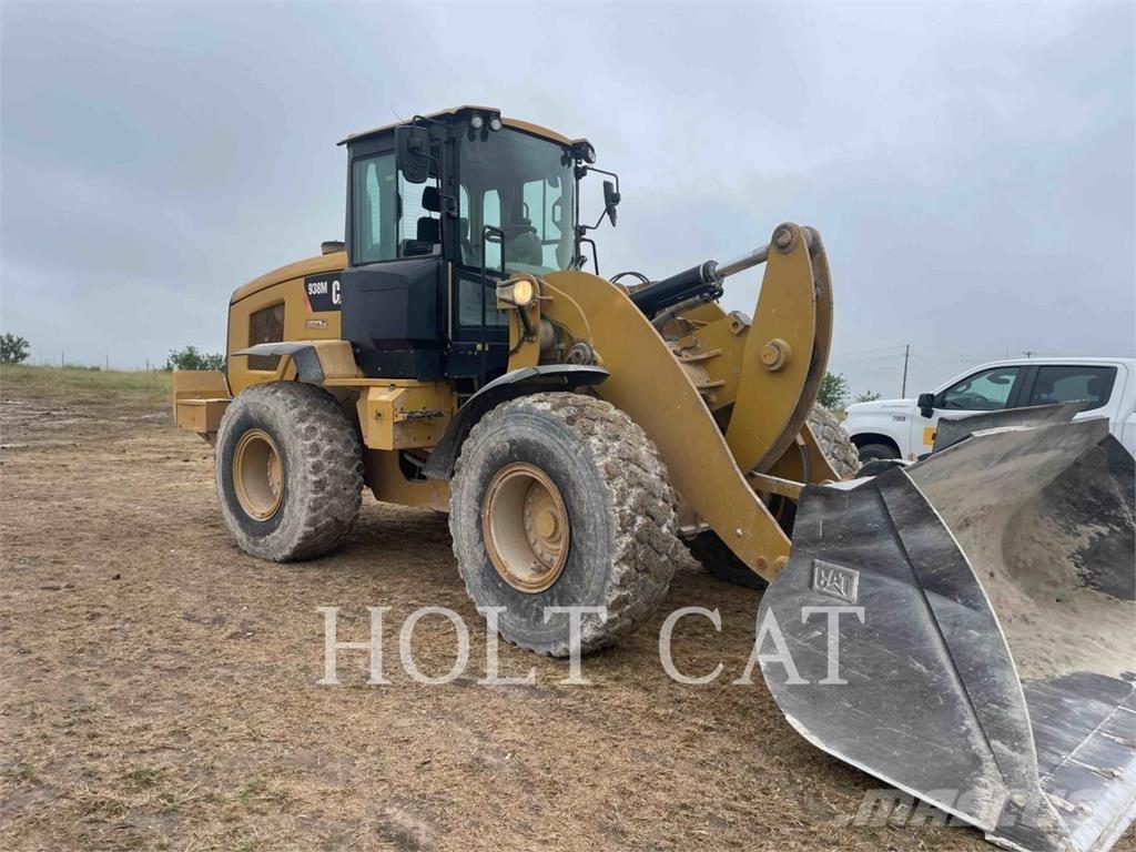 CAT 938M Incarcator pe pneuri