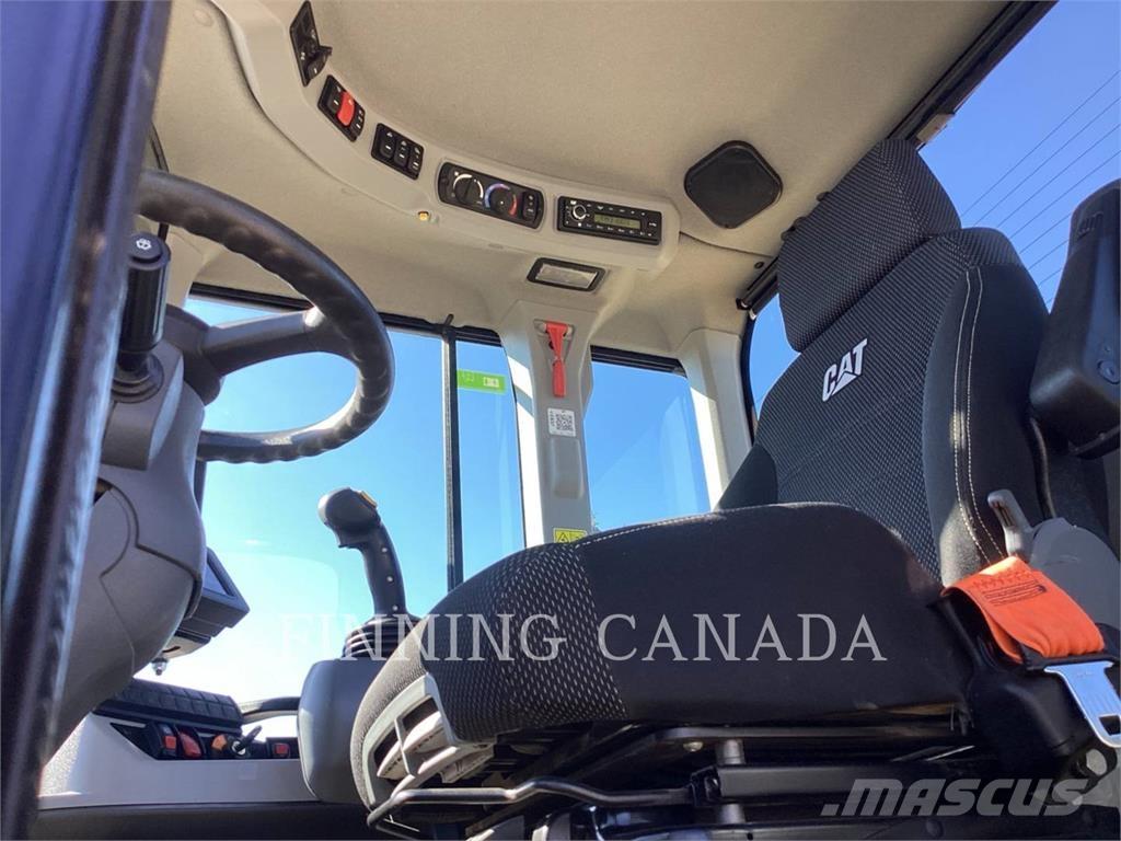 CAT 938M Incarcator pe pneuri