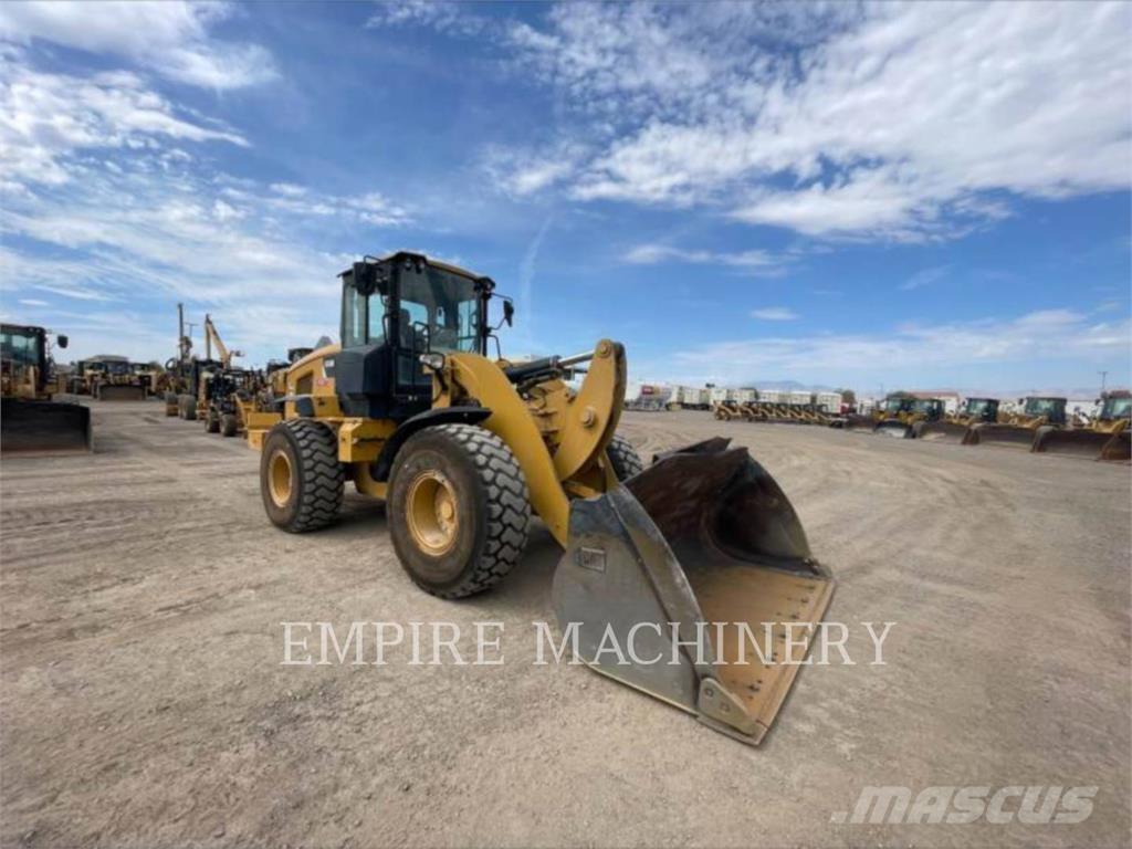 CAT 938M 3V FC Incarcator pe pneuri