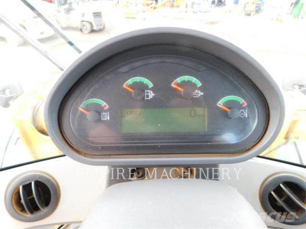 CAT 938M FC Incarcator pe pneuri