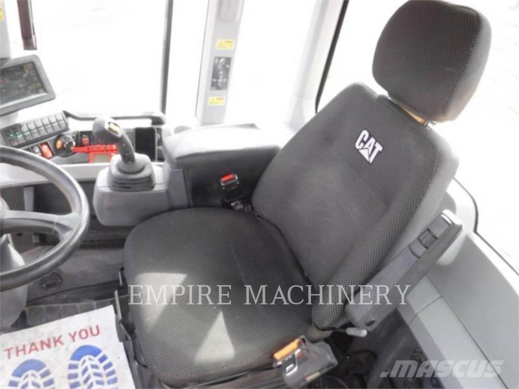 CAT 938M FC Incarcator pe pneuri