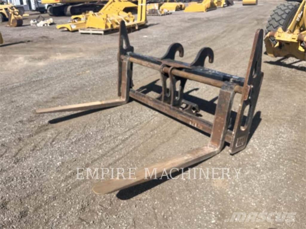 CAT 938M FC FK Furci