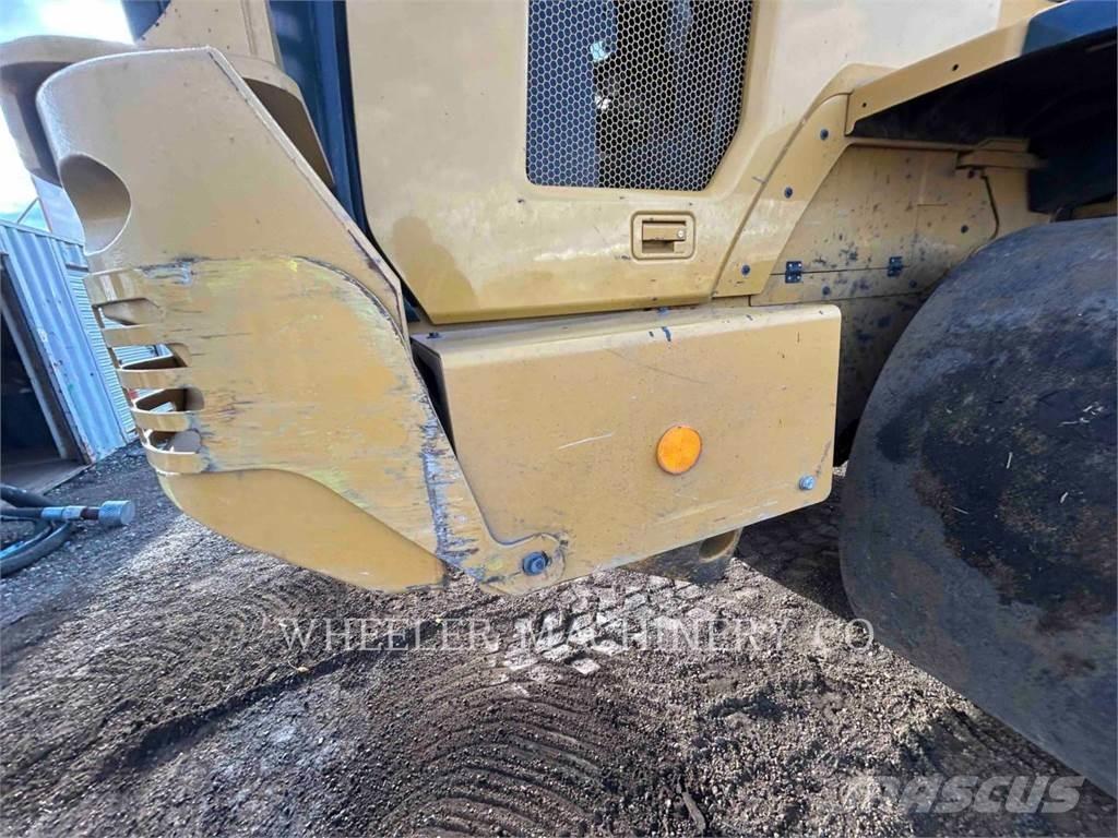 CAT 938M HL WS Incarcator pe pneuri