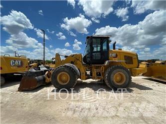 CAT 938M QC Incarcator pe pneuri