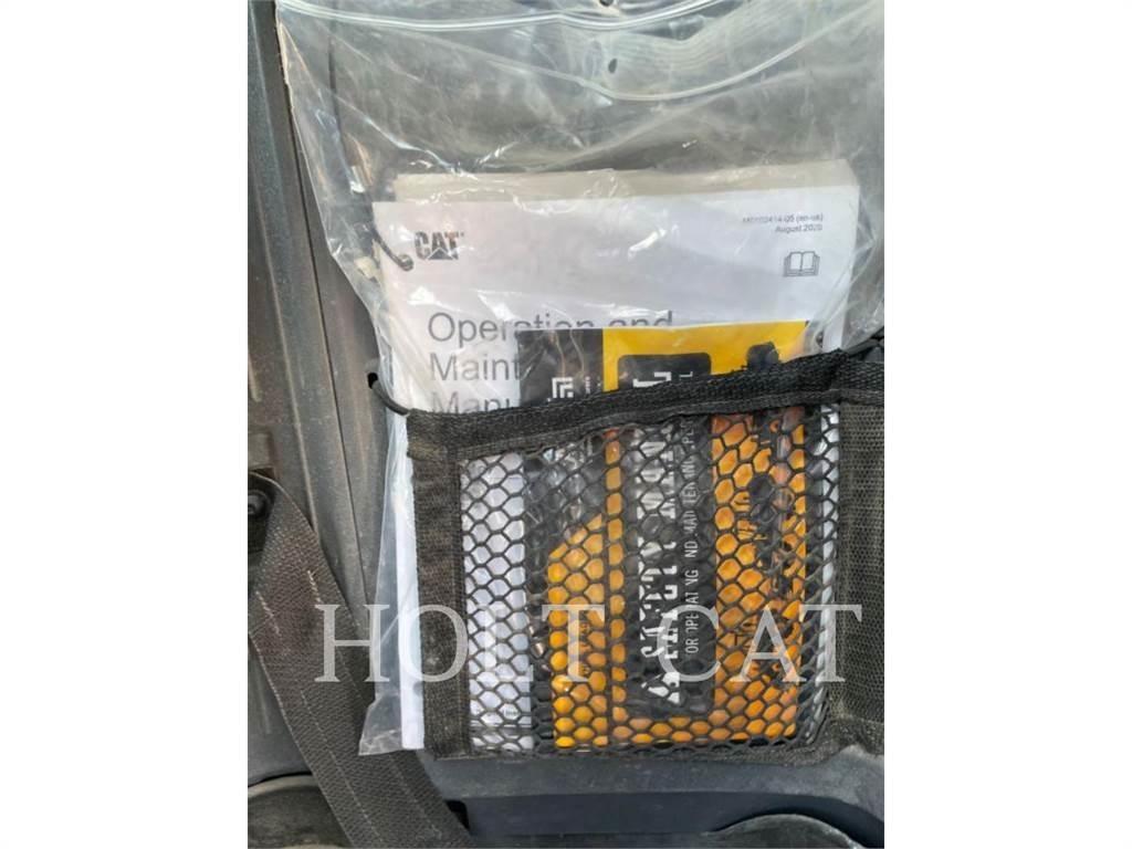 CAT 938M QC Incarcator pe pneuri