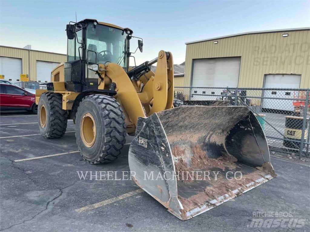 CAT 938M QC Incarcator pe pneuri
