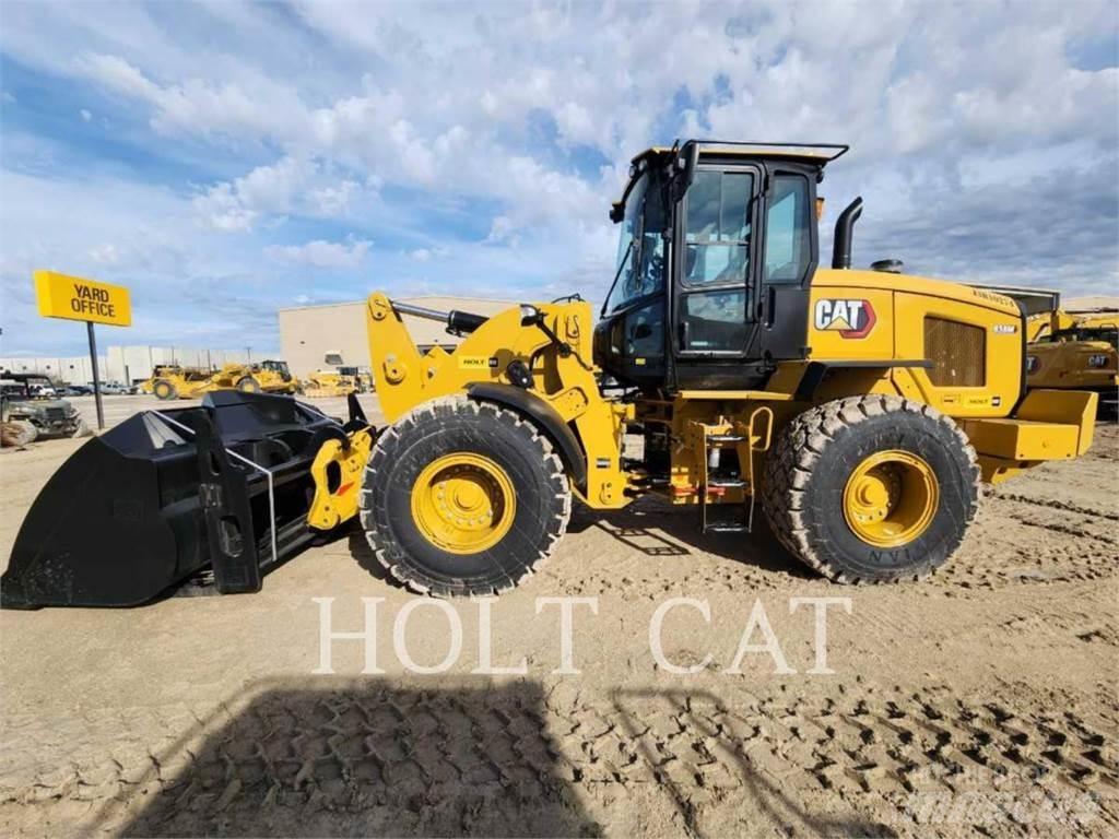 CAT 938M QC Incarcator pe pneuri