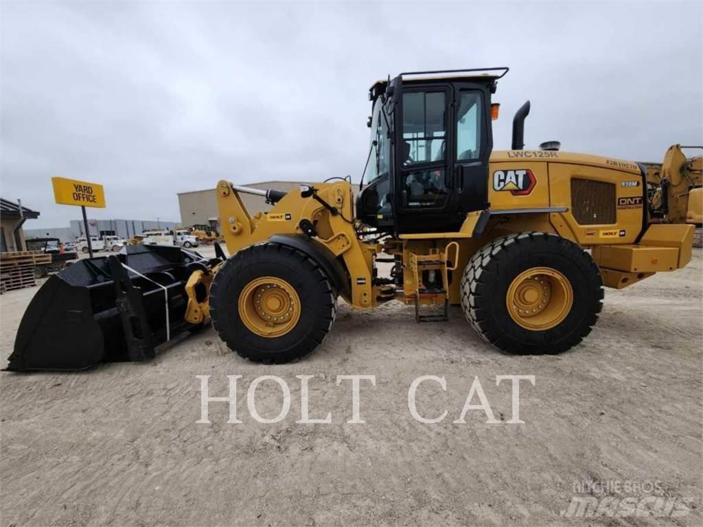 CAT 938M QC Incarcator pe pneuri