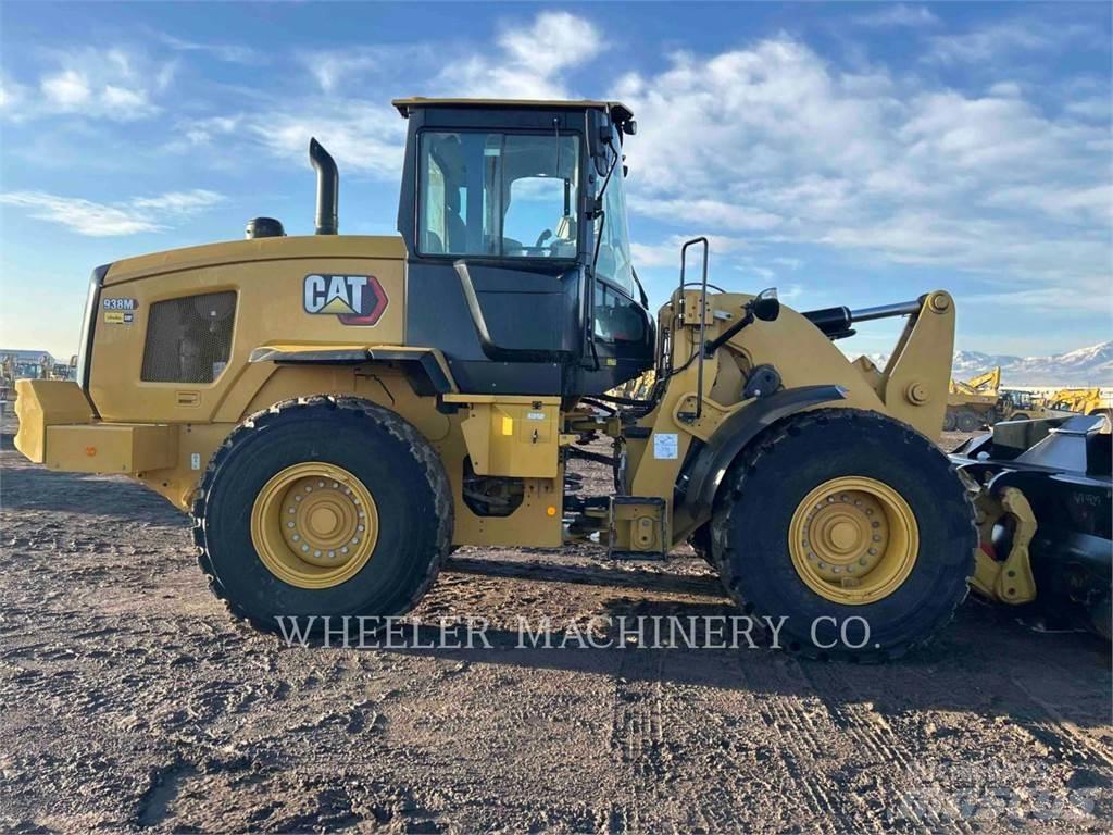 CAT 938M QC Incarcator pe pneuri