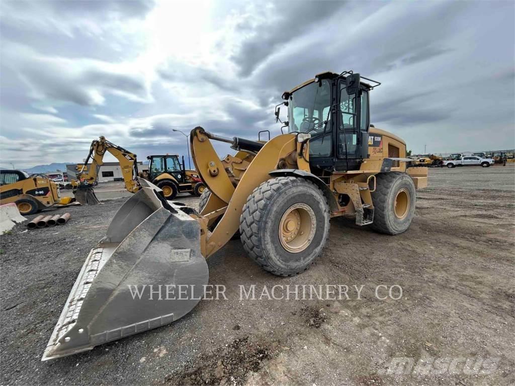 CAT 938M QC Incarcator pe pneuri