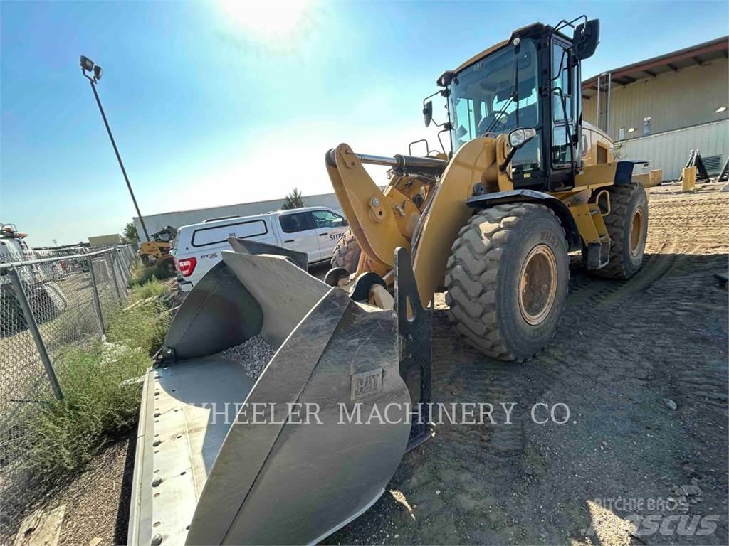 CAT 938M QC 3V Incarcator pe pneuri