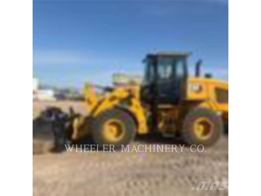 CAT 938M QC 3V Incarcator pe pneuri