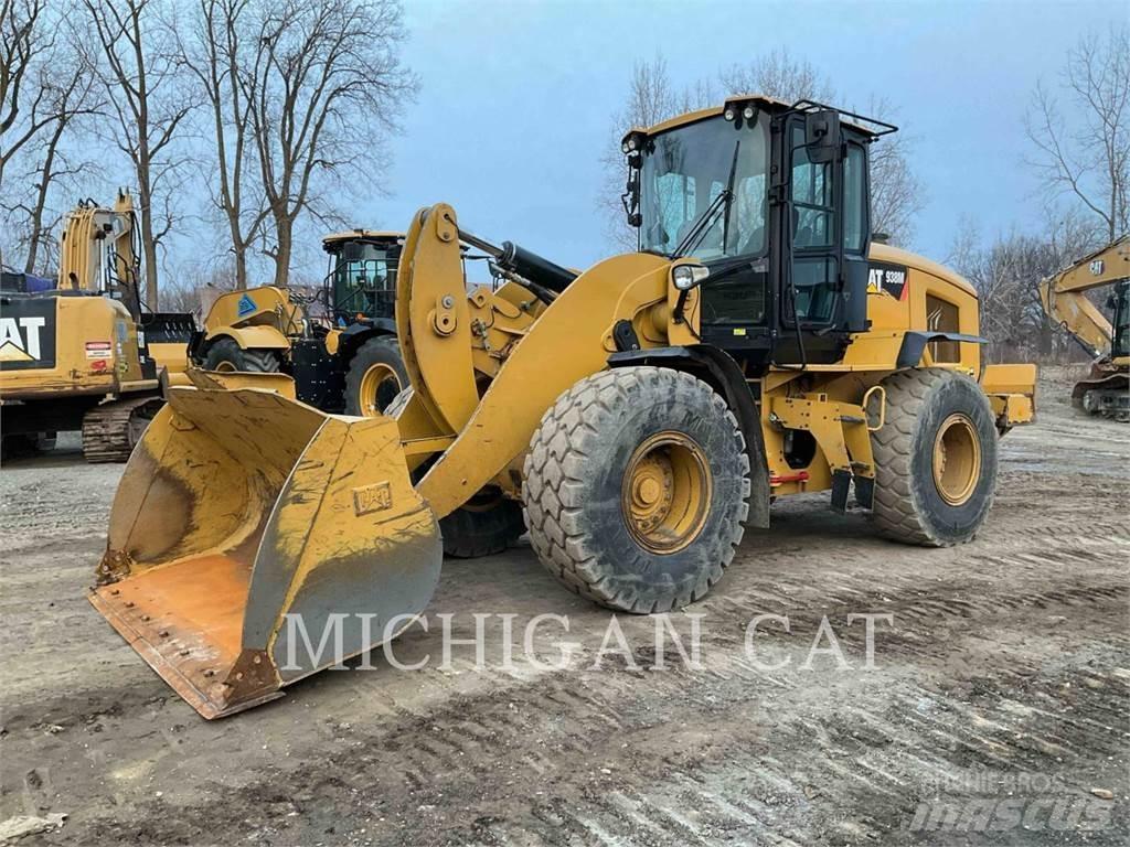 CAT 938M R+ Incarcator pe pneuri