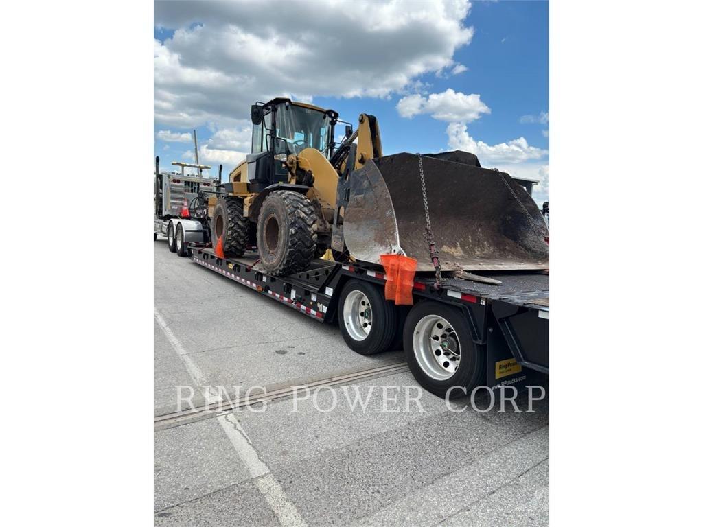 CAT 938MQC Incarcator pe pneuri