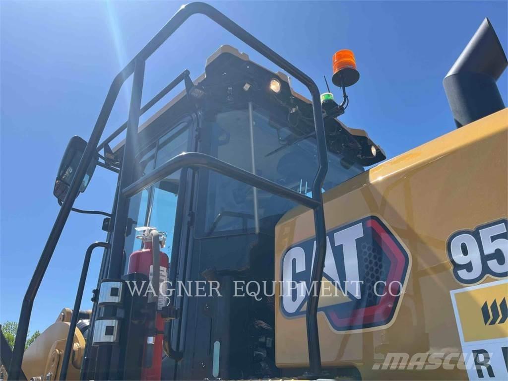 CAT 950 Incarcator pe pneuri