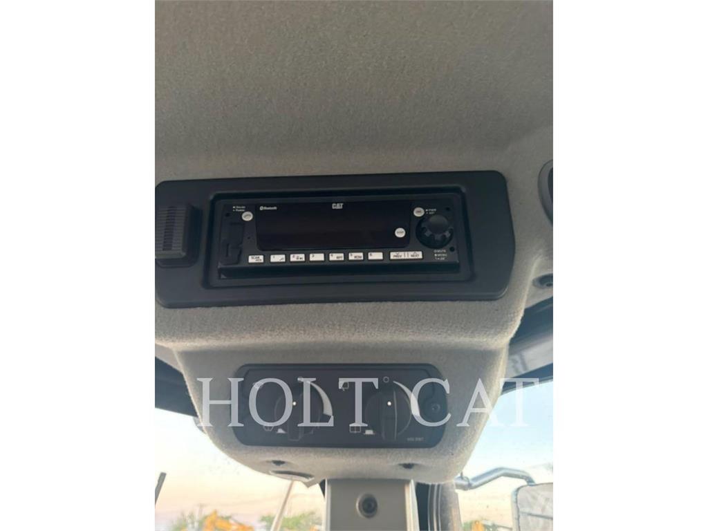 CAT 950 QC Incarcator pe pneuri