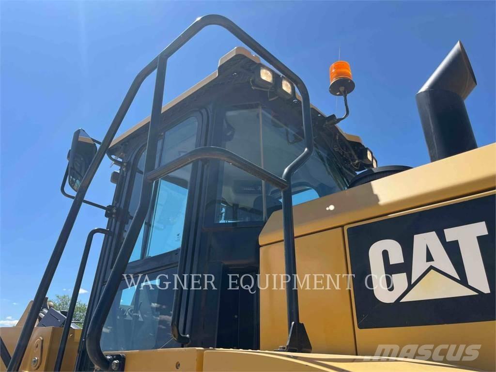 CAT 950GC Incarcator pe pneuri