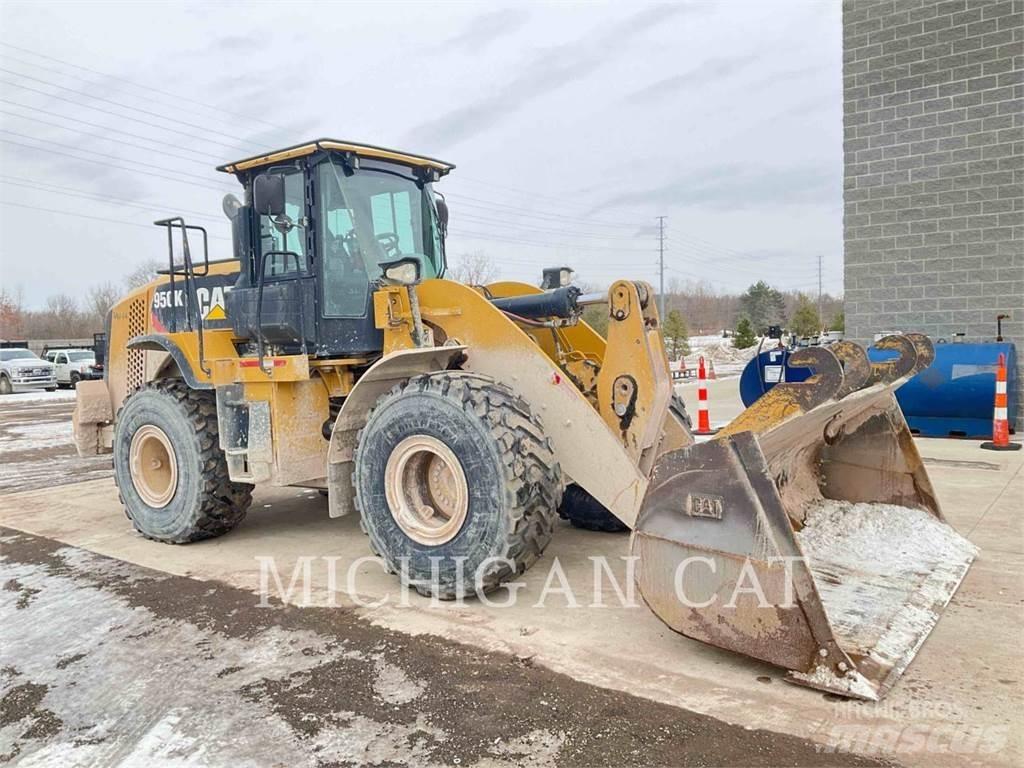 CAT 950K Incarcator pe pneuri
