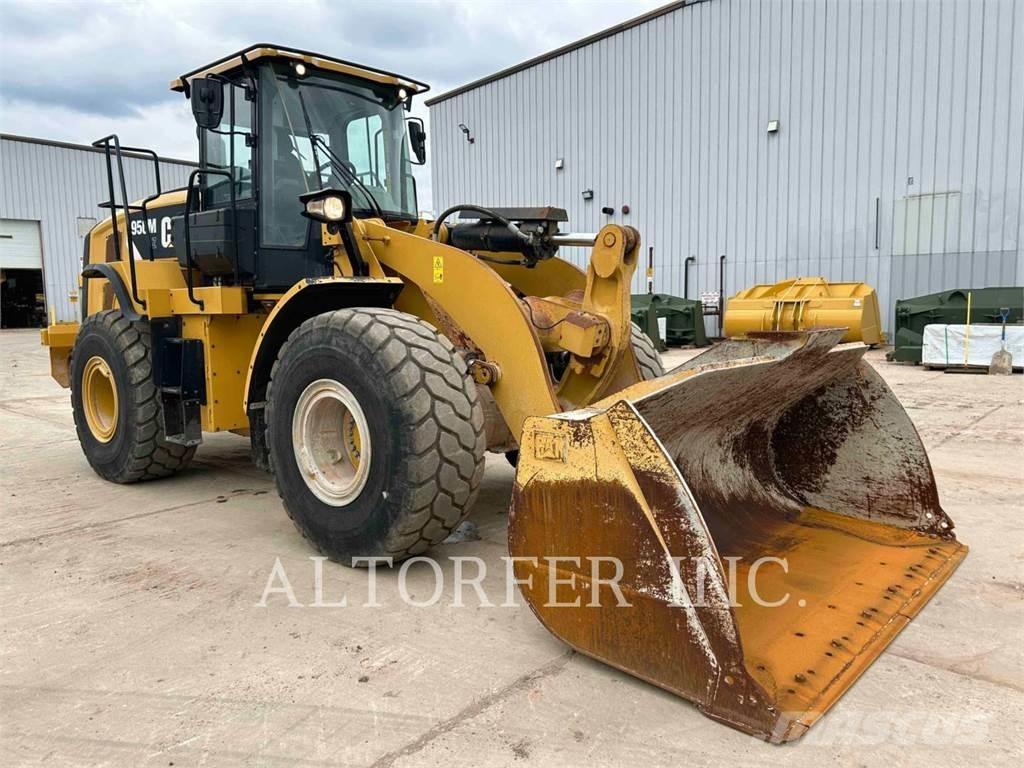 CAT 950M Incarcator pe pneuri