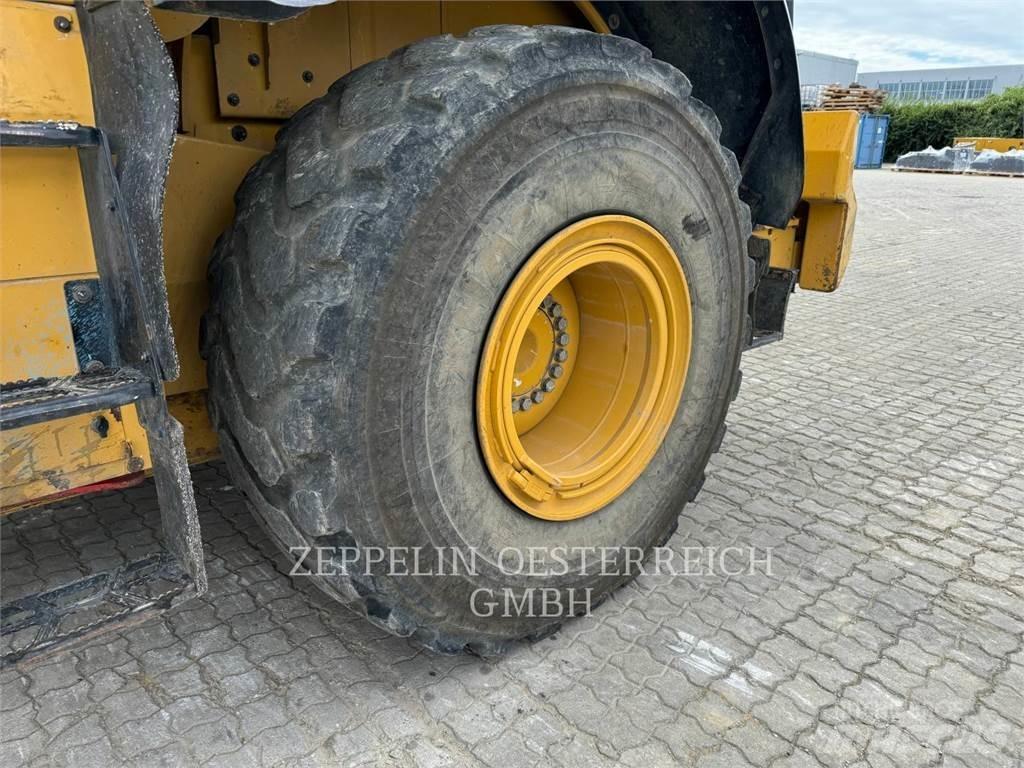 CAT 950M Incarcator pe pneuri