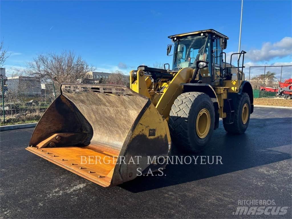 CAT 950M Incarcator pe pneuri