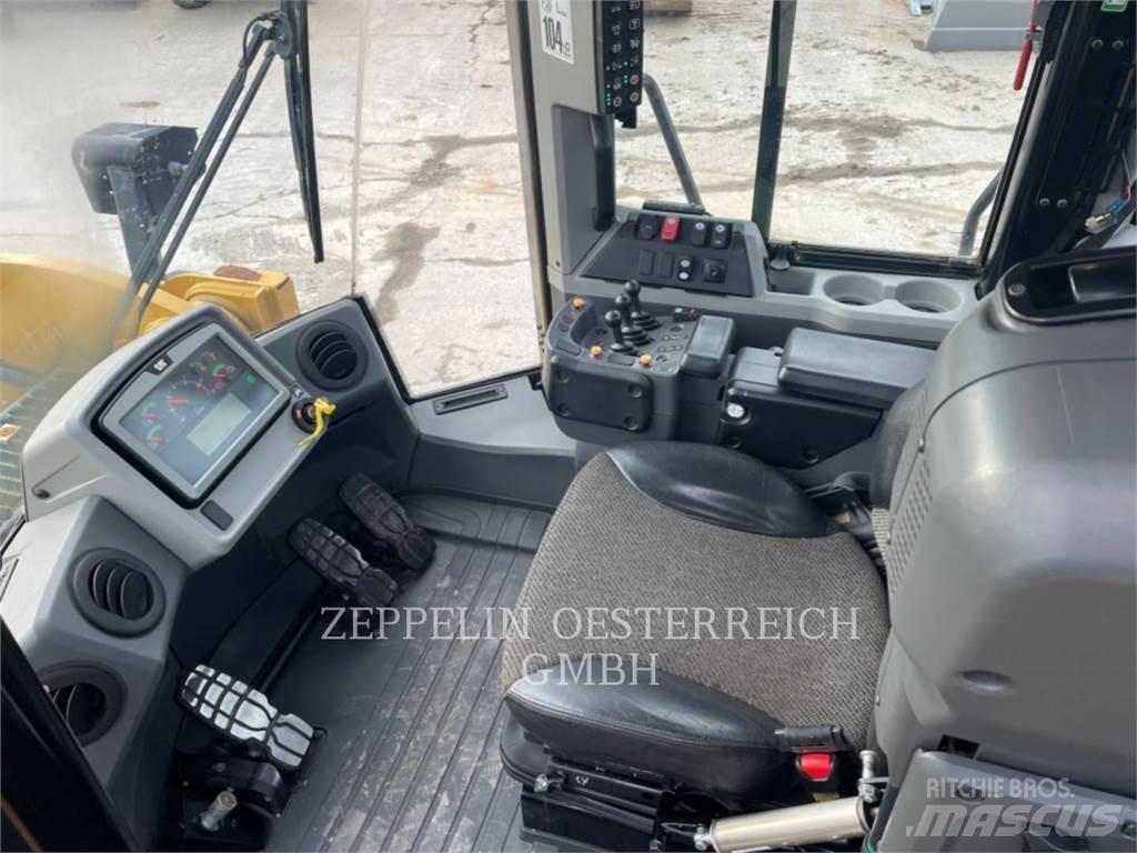 CAT 950M Incarcator pe pneuri