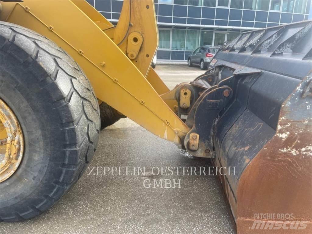 CAT 950M Incarcator pe pneuri