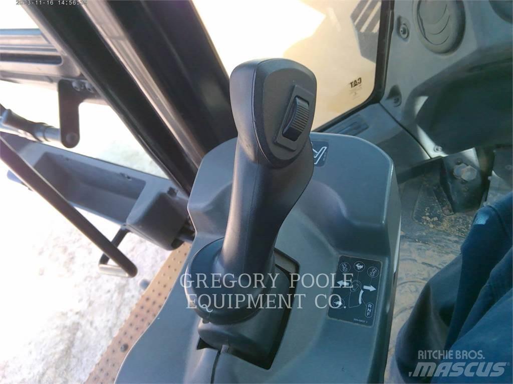 CAT 950M Incarcator pe pneuri