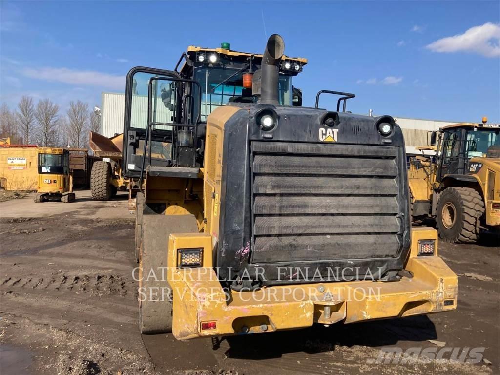 CAT 950M Incarcator pe pneuri