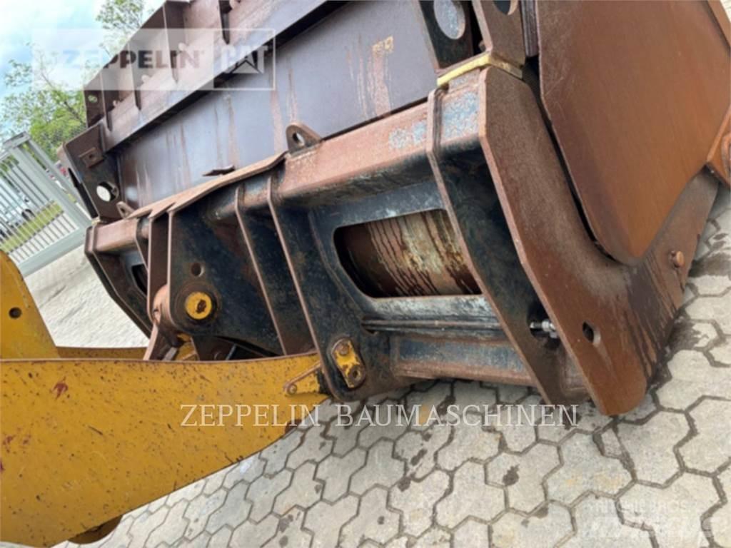 CAT 950M Incarcator pe pneuri
