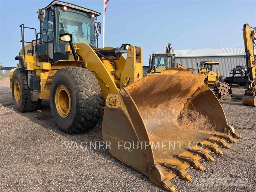 CAT 950M Incarcator pe pneuri