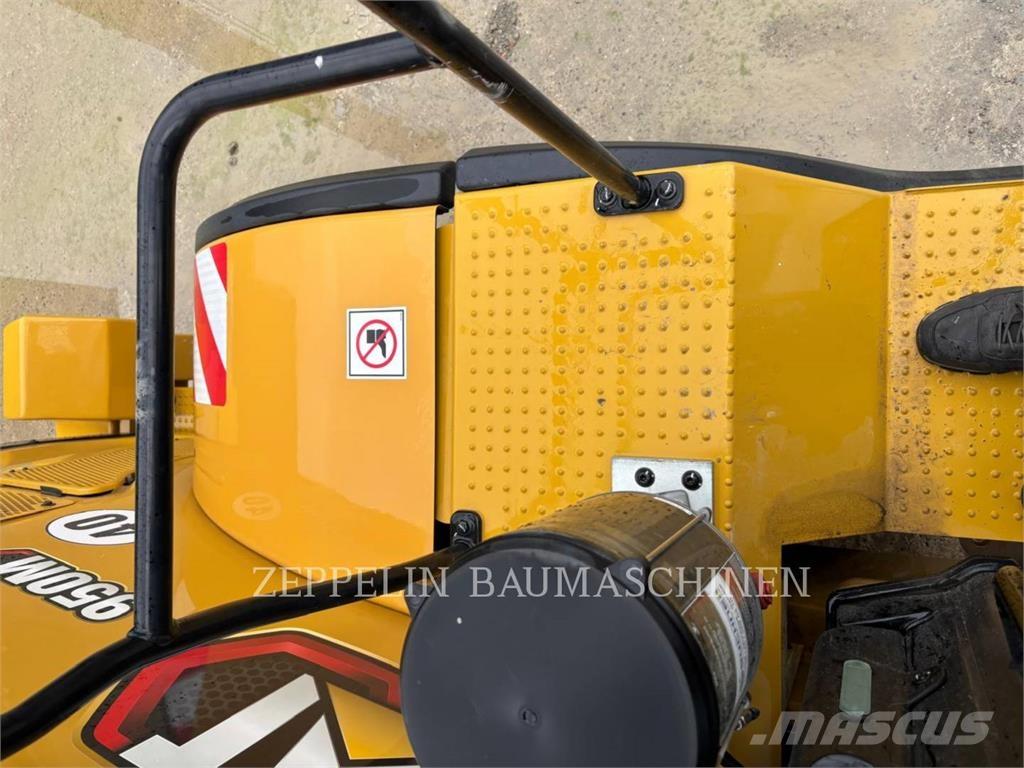 CAT 950M Incarcator pe pneuri