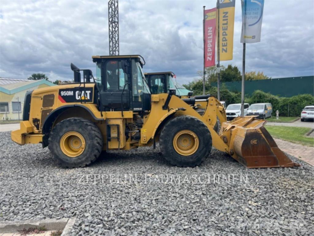 CAT 950M Incarcator pe pneuri