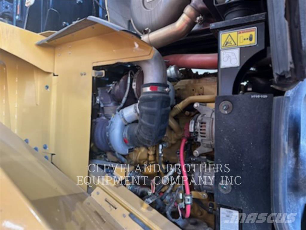 CAT 950M Incarcator pe pneuri