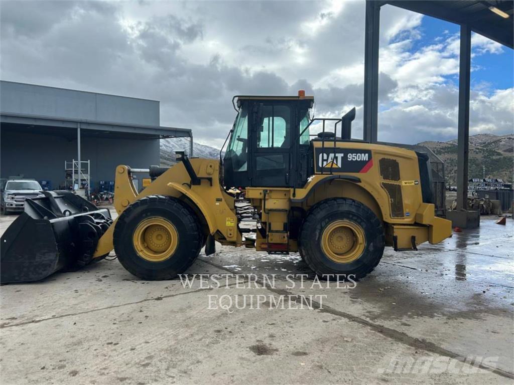 CAT 950M Incarcator pe pneuri