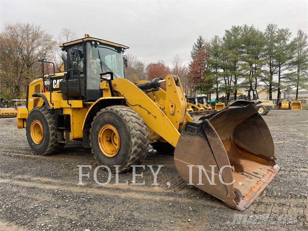 CAT 950M Incarcator pe pneuri