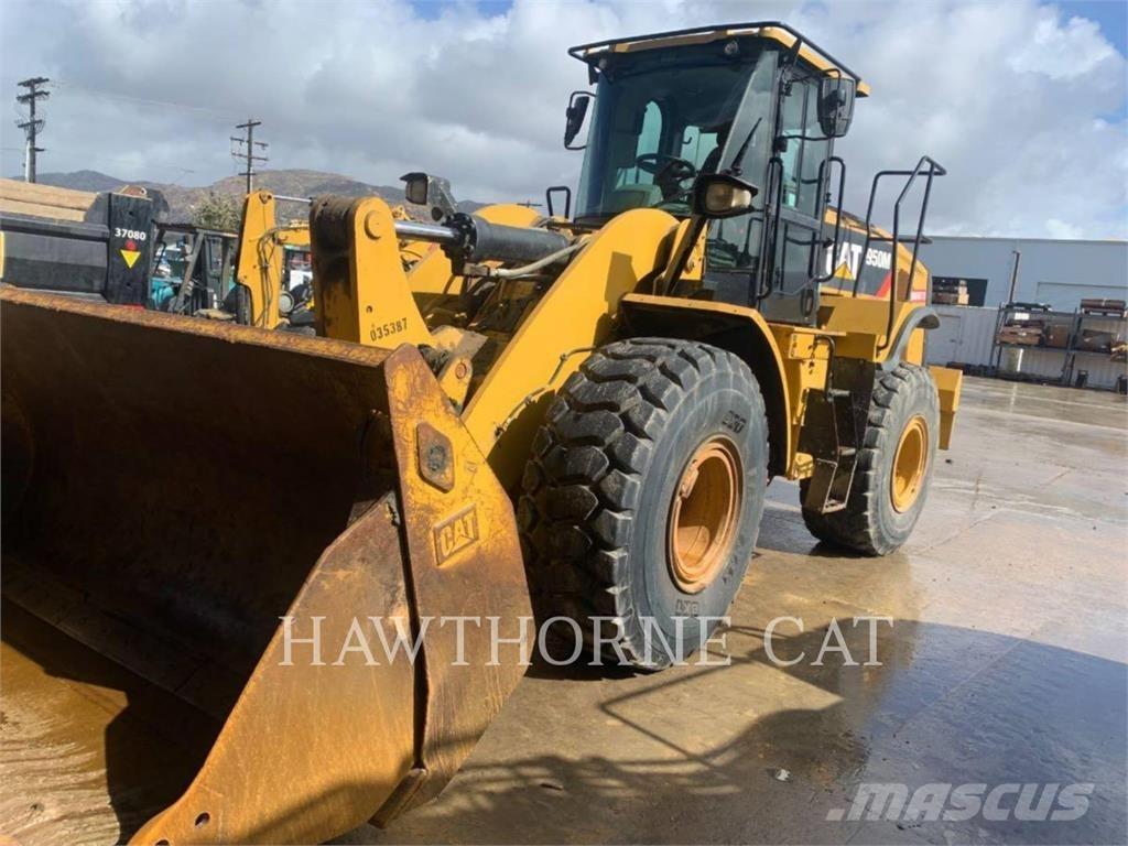 CAT 950M Incarcator pe pneuri
